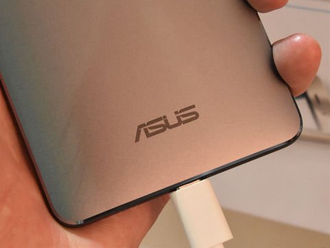 20160608_smax_zenfone3DX_024