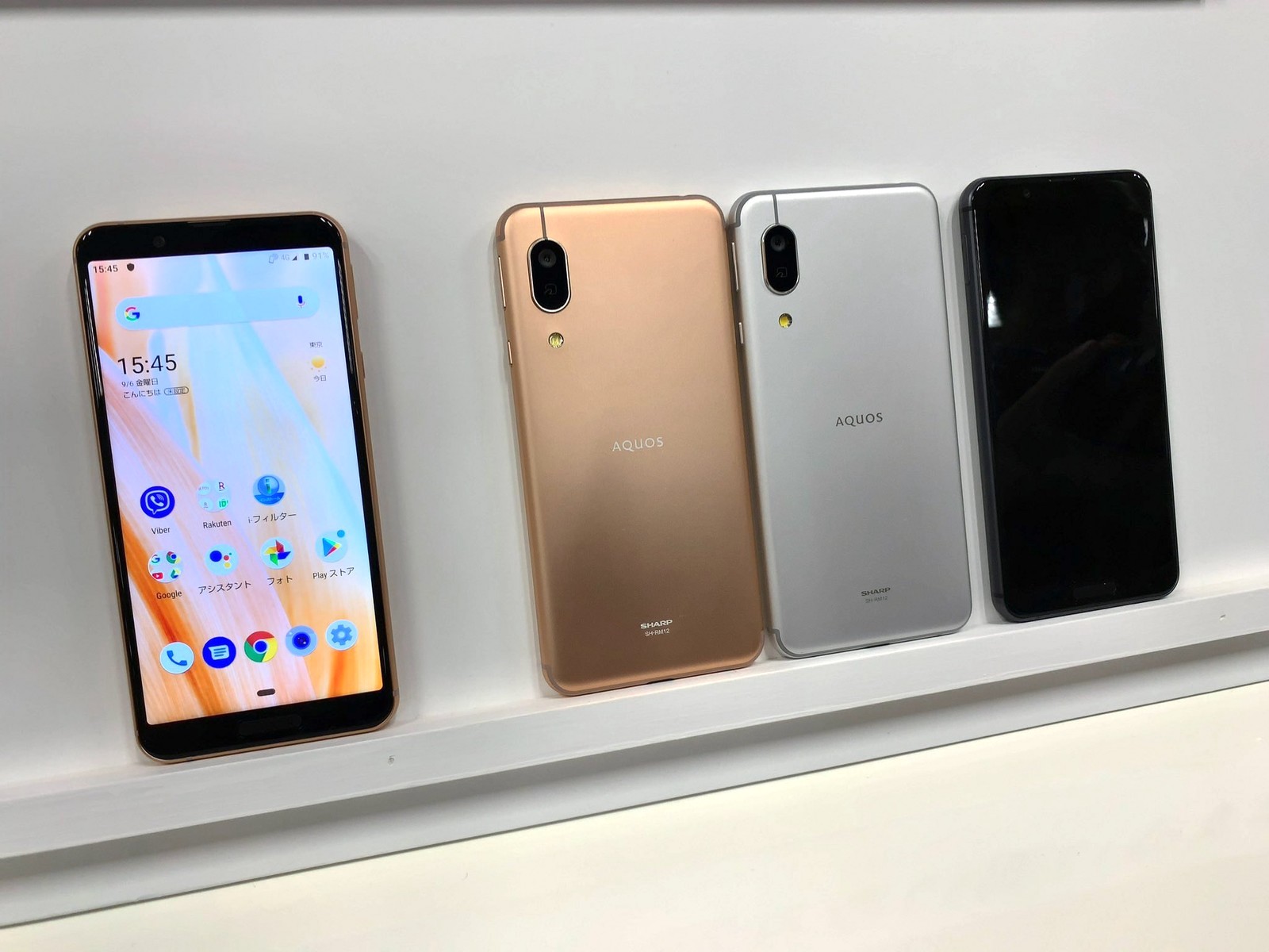 SHARP AQUOS sense3 lite SH-RM12 本体 シルバーホワイト android10