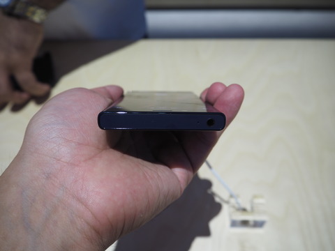 sony_xperiaXcompact_5