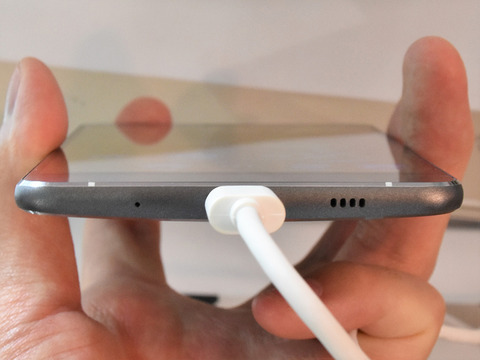 20160608_smax_zenfone3DX_020