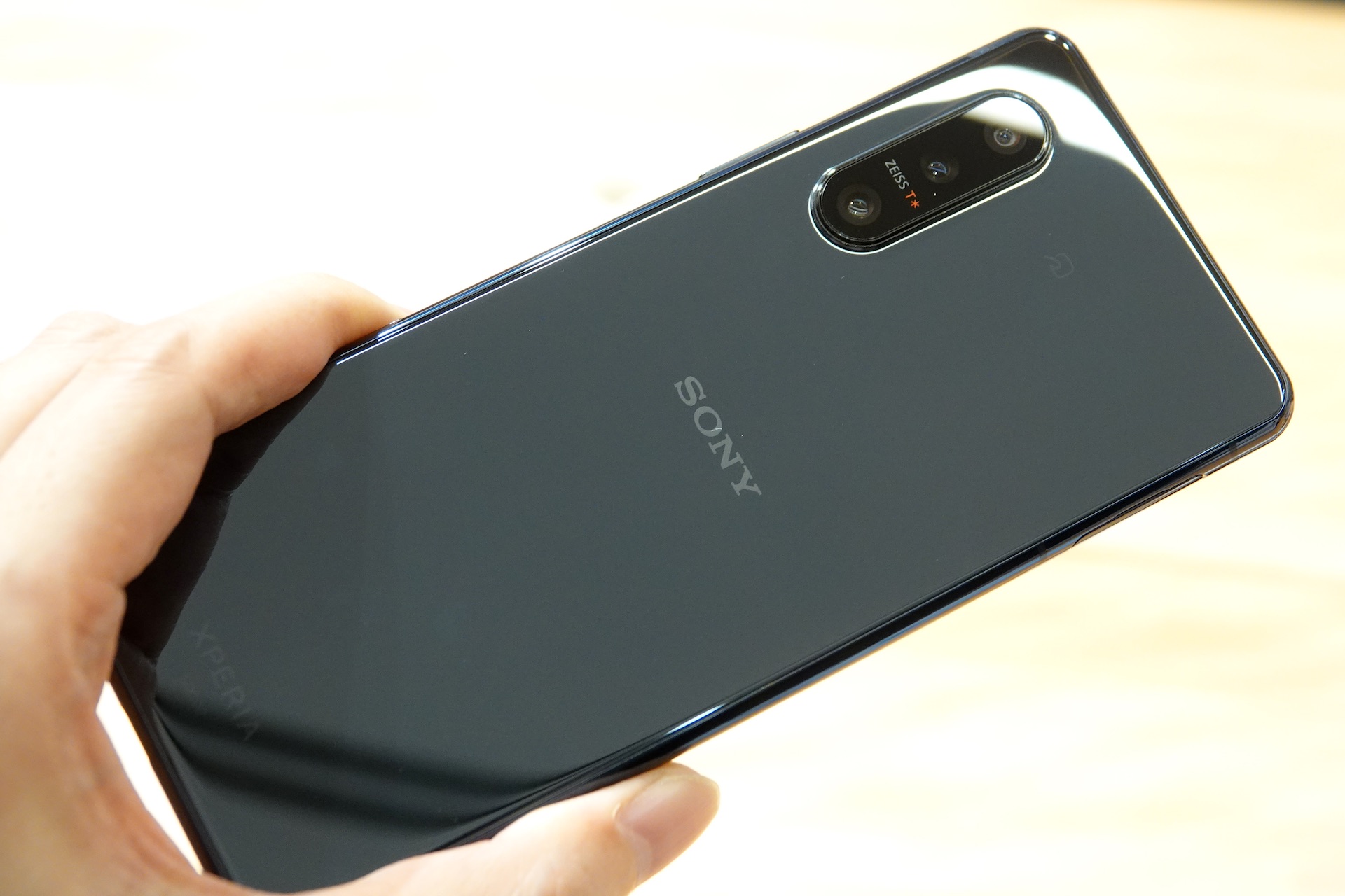低価人気SALE】 Xperia 5 ii 128GB au ブラック dzYv4-m56658733735