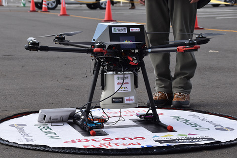 docomo-drone-beach_04