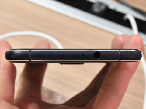 20160608_smax_zenfone3_018