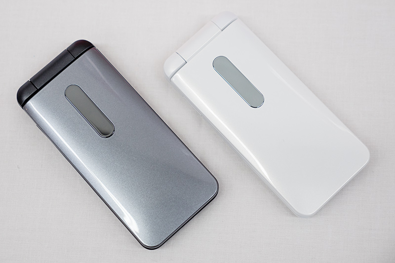UQ mobileも折りたたみ型のSIMフリーケータイを3月下旬に投入！京セラのタフネスフィーチャーフォン「DIGNO Phone」を写真と
