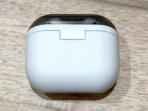 20251018_galaxy_Buds3_FE_03_1200