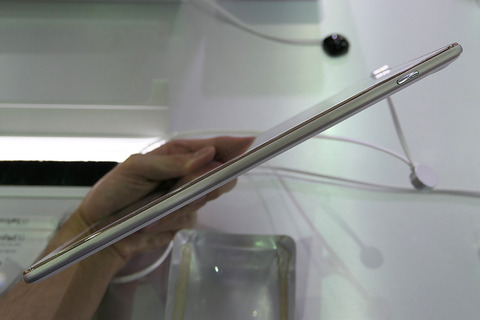 asus-zenpad10-z301ml_04