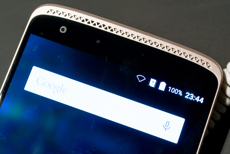 3つの生体認証に対応するメタルボディーのsimフリーミドルハイクラススマホ Zte Axon Mini を写真と動画で紹介 レポート S Max