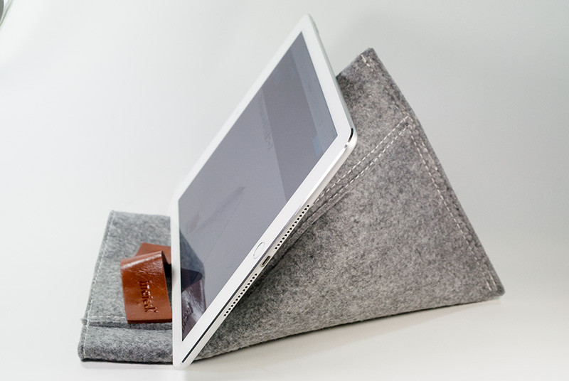 Nttドコモが9 7インチタブレット Ipad Air 2 の16gbを一括0円 で期間限定販売 新規契約で端末購入サポートとデビュー割の適用で 64gbが一括1万円 128gbが一括2万円に S Max