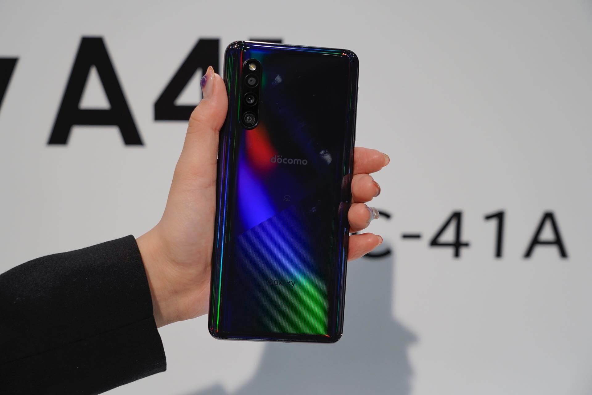 SAMSUNG Galaxy A41 SC41A ホワイト 4GB 64GB 全国総量無料で www