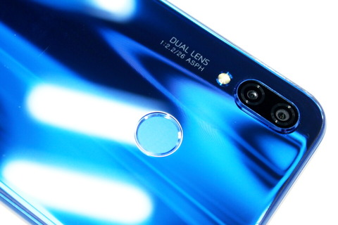 180514_au_camera_05_960