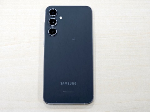 未発表なフラッグシップシリーズの次期廉価スマホ「Galaxy S24 FE」が