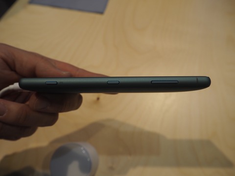 sony_xperia_xz2_compact_03