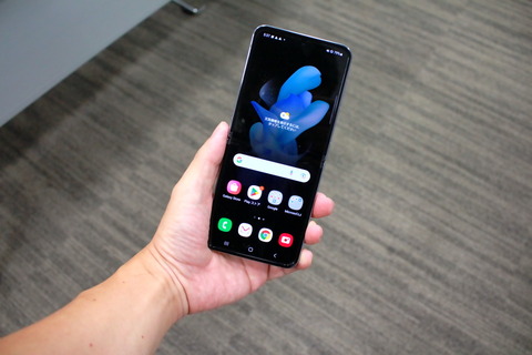 220908_galaxy_flip4_10_960