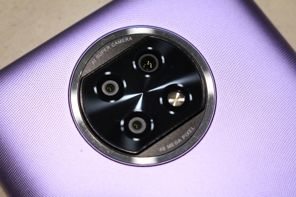シャオミの低価格なソフトバンク向けスマホ「Redmi Note 9T」のカメラ 