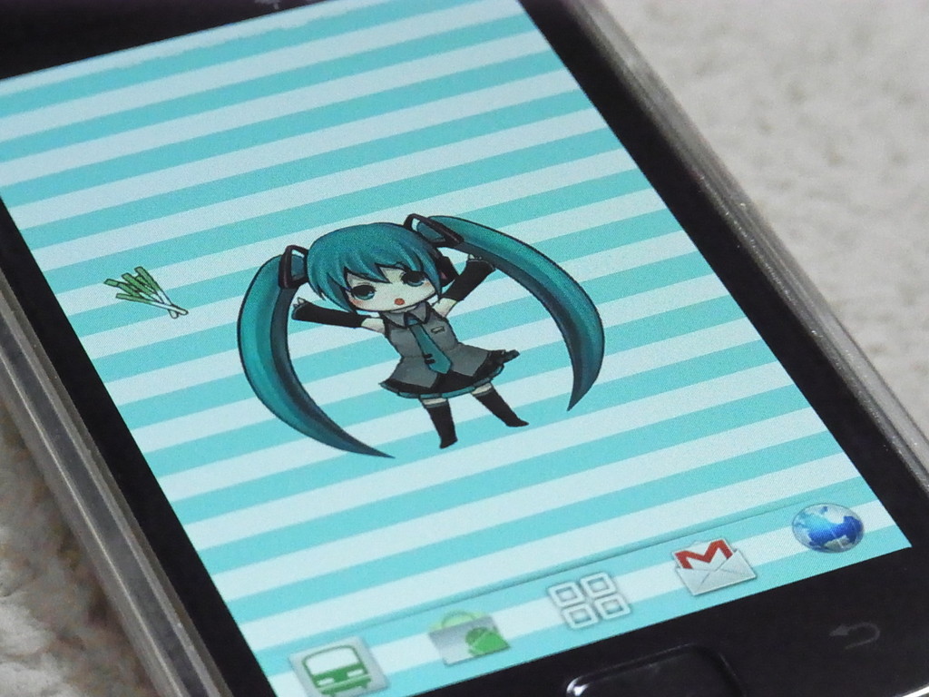 静かな場所での使用にはご注意を 初音ミクがおしゃべりして歌いだす ミクのライブ壁紙 Androidアプリ S Max