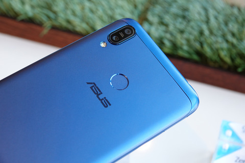 ASUS - 未開封新品 Zenfone Max ZB633KL 青 SIMフリー　② Amazon | ZenFone Max M2(スペースブルー) 4GB/32GB SIMフリー