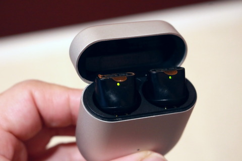 210430_EARIN_A-3_23_960