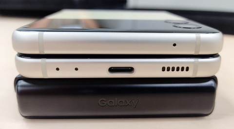 211006_galaxy_z_flip3_5g_sc-54b_07_960