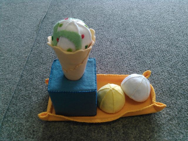 フェルト係 アイスクリームセット 西野さくら幼稚園 スマイルまーけっと フェルト係 アイスクリームセット 西野さくら幼稚園 スマイルまーけっと