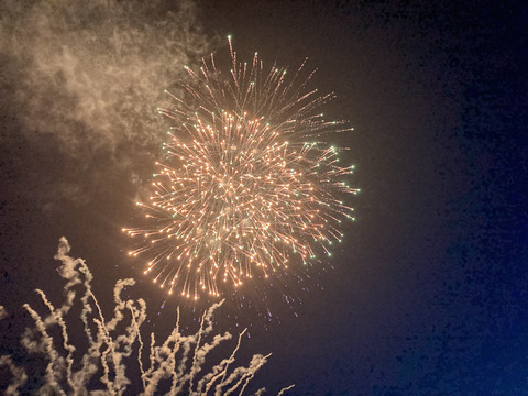 BB59C572-5343-4C9D-9D0E-3CC135FBDC2D