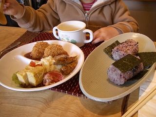 236687c0.jpg