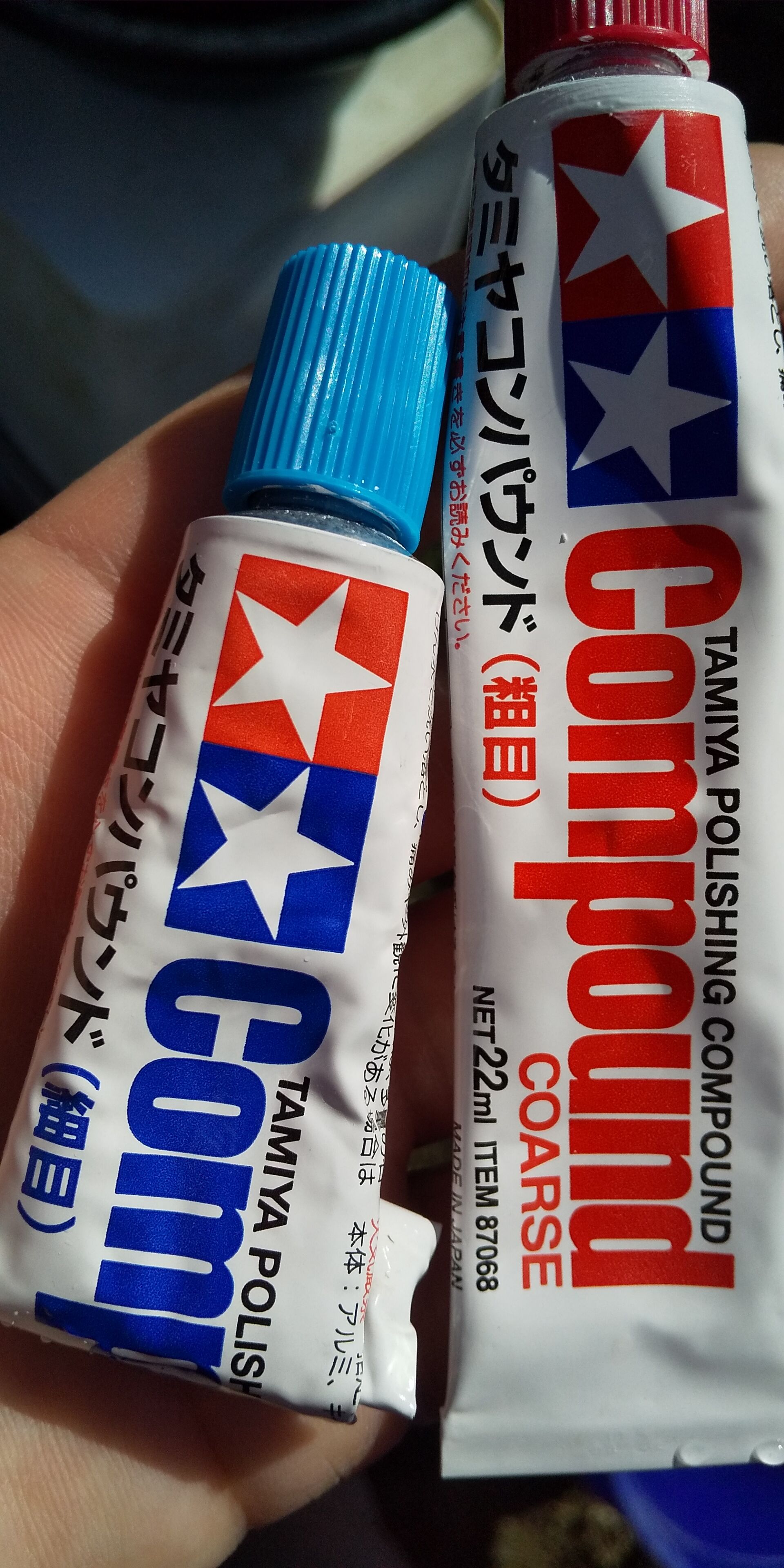 アクリルにコンパウンドをかけた 凸凹めだか凸凹 アクリルにコンパウンドをかけた 凸凹めだか凸凹