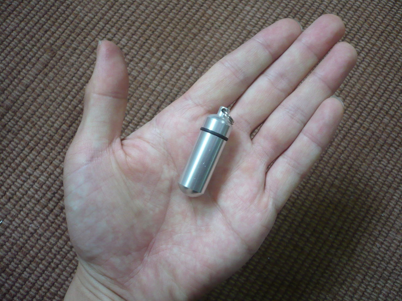 自作 室内小型犬の迷子札 迷子カプセル を作り 迷子犬防止 電気物 ガーデニングの初心者 初歩の改造ブログ 自作 室内小型犬の迷子札 迷子カプセル を作り 迷子犬防止 電気物 ガーデニングの初心者 初歩の改造ブログ