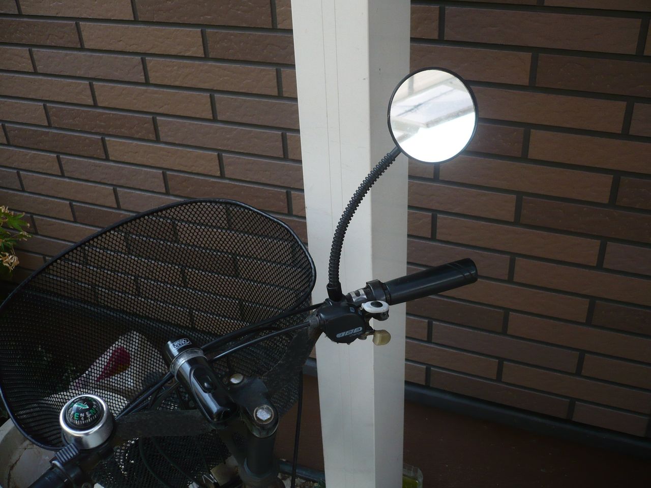 自転車 で 電気 を 作る