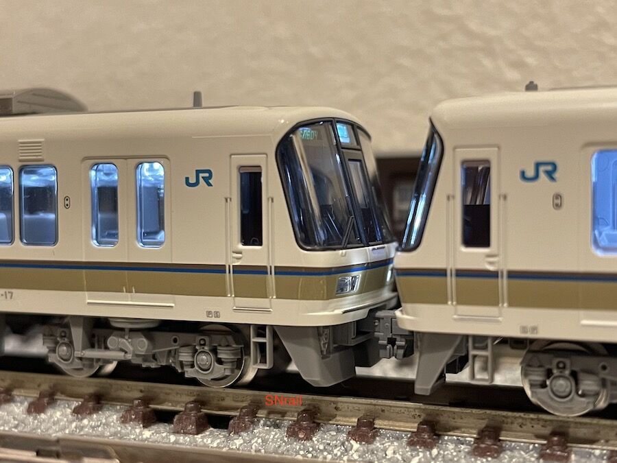 TOMIX 221系から奈良車を作る！（NA編成×2） : SN総合車両所のブログ