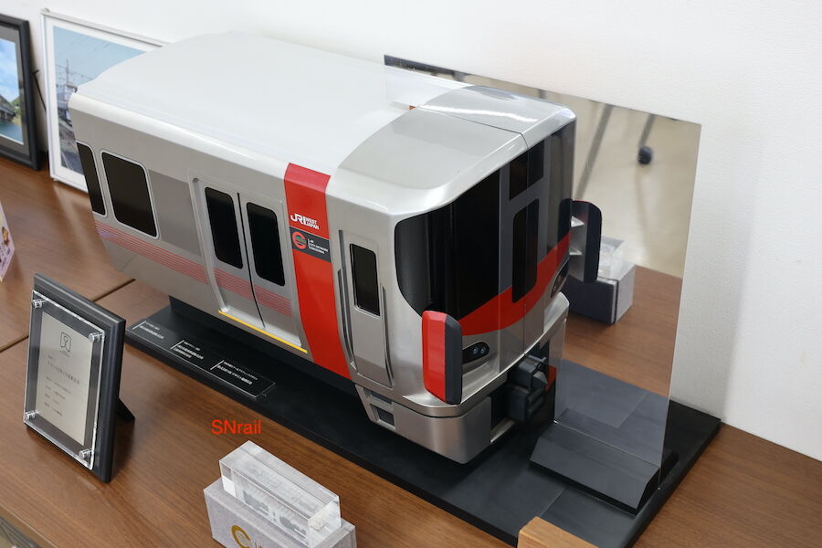 C625 記念プレート 1976年 下関工場 待ちに待った幡生有料公開！その3 : SN総合車両所のブログ