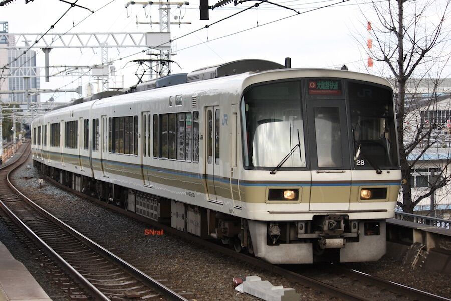 たまねこ TOMIX 221系の導入 : SN総合車両所のブログ