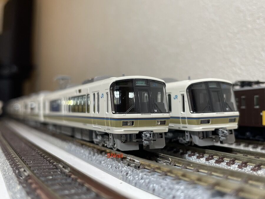 TOMIX 221系 2016年NA403編成仕様 TOMIX 221系から奈良車を作る！（NA編成×2） : SN総合車両所のブログ
