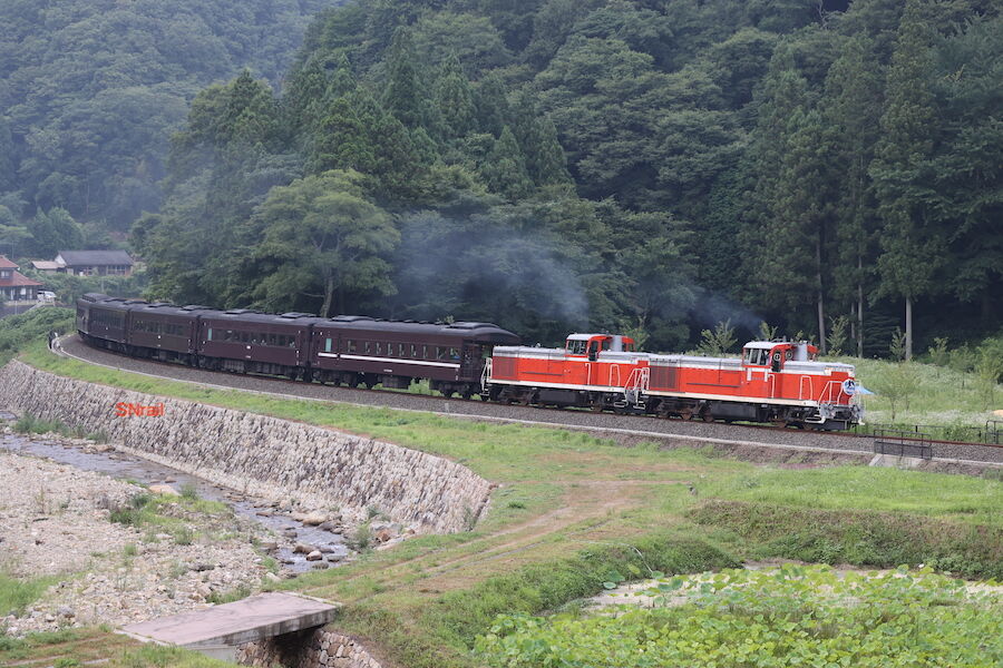DE10重連のやまぐち号を撮る！ : SN総合車両所のブログ