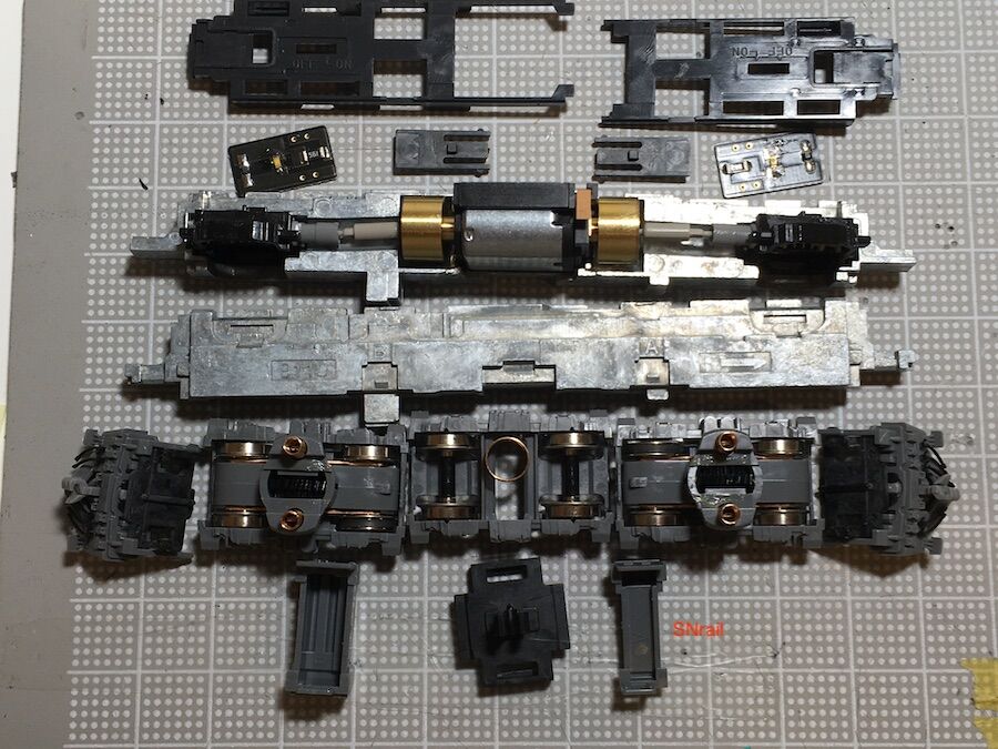 TOMIX EF64-1000 M-13モーターへの換装 : SN総合車両所のブログ