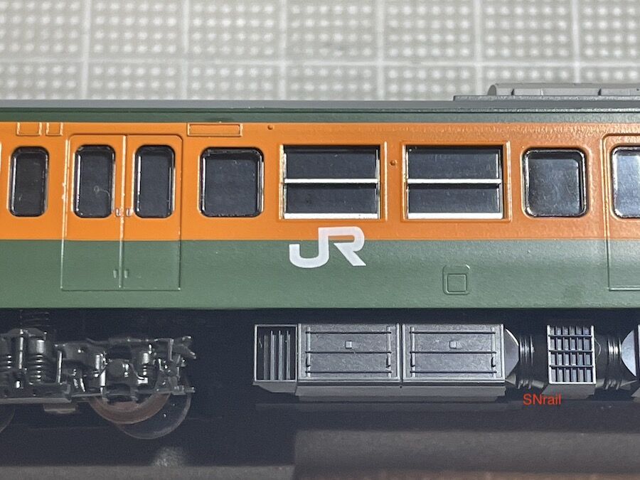TOMIX 115-300系から岡山の湘南色編成を作る！ : SN総合車両所の