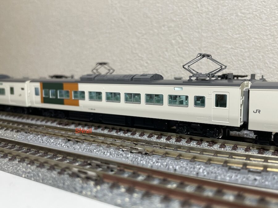 TOMIX 185系新塗装 入線！ : SN総合車両所のブログ