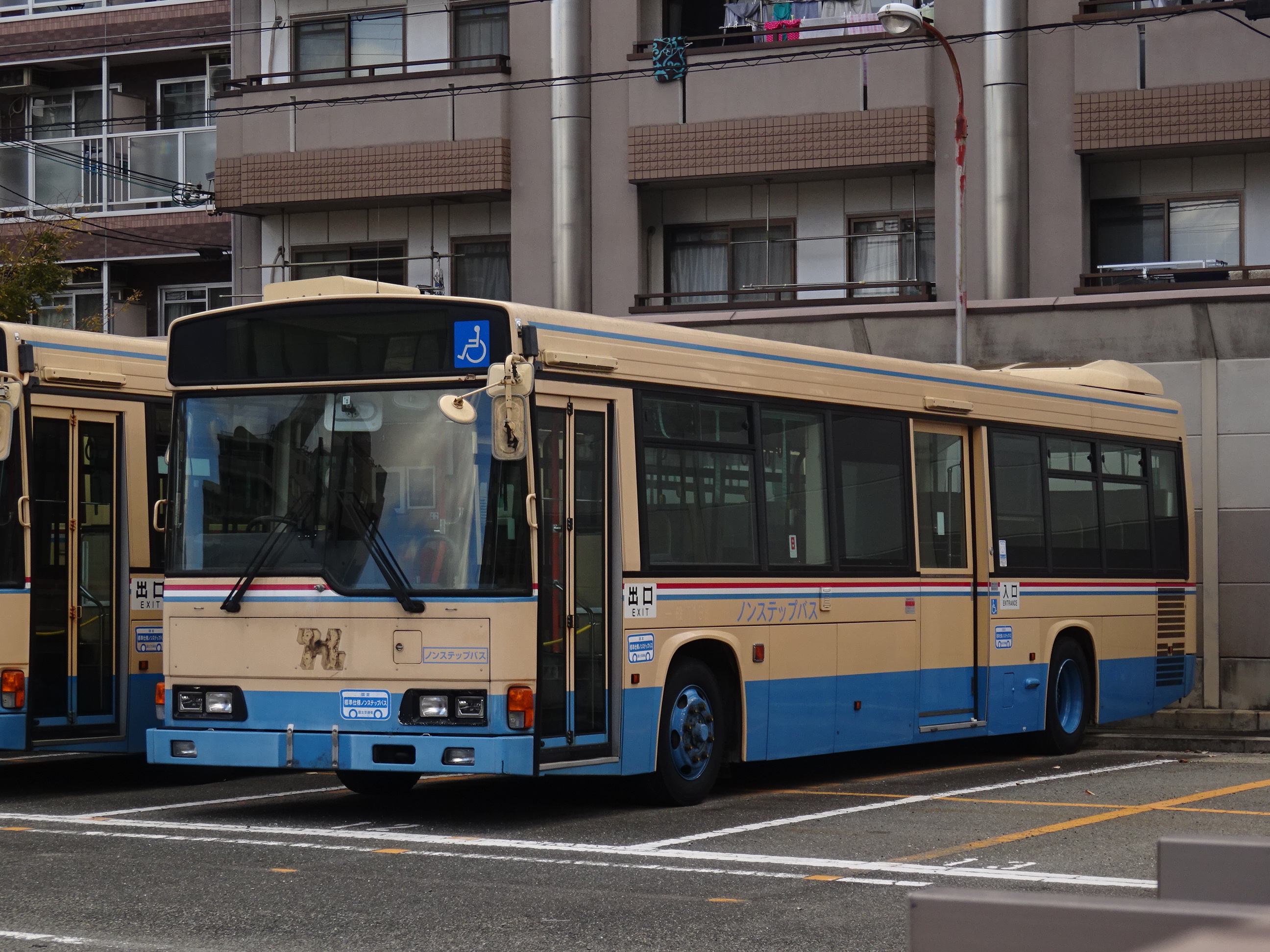 お疲れ様でした 阪急バスの退役車両12台 Snk Renのblog
