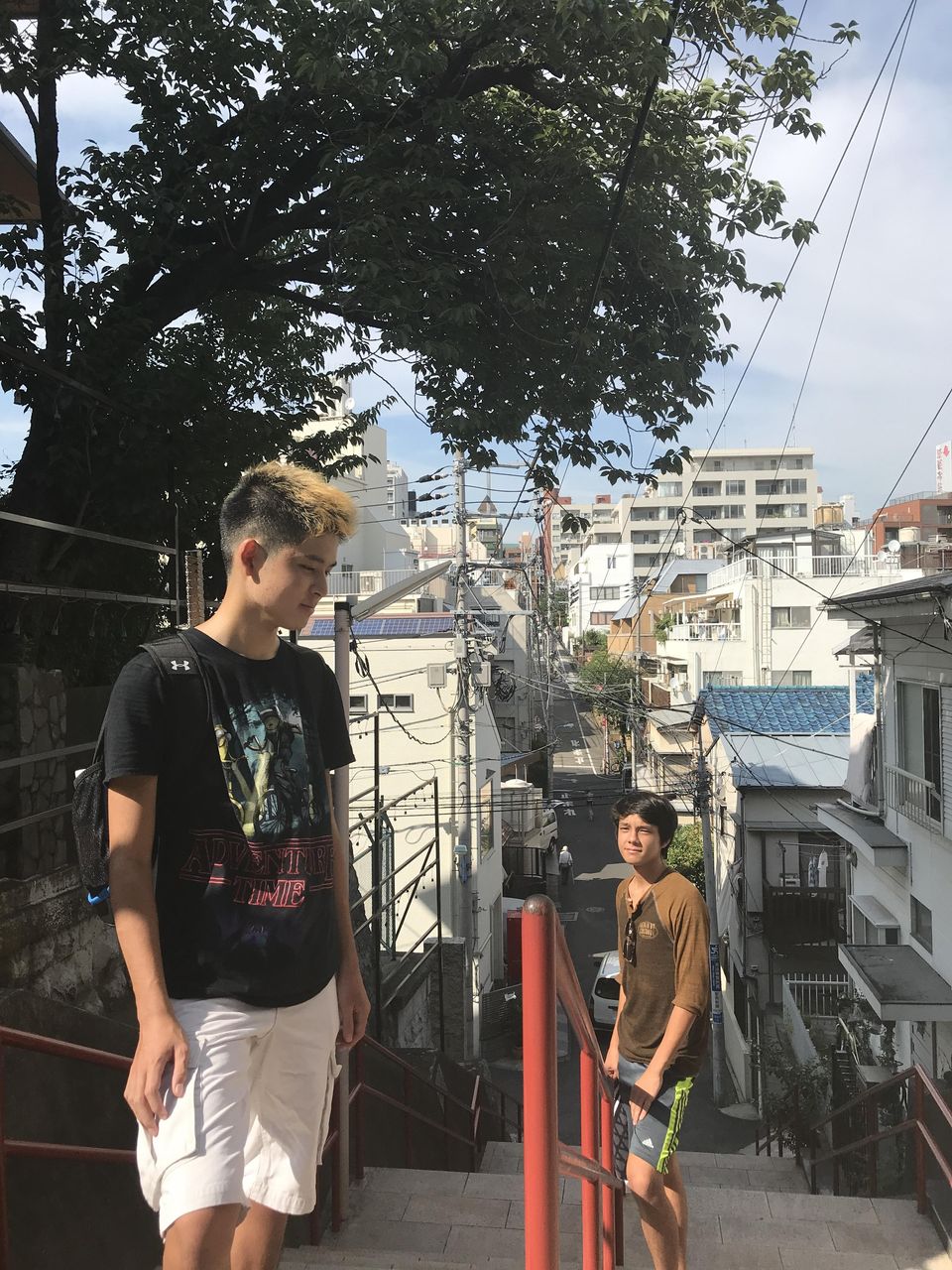 外国人 友達と須賀神社に行って 君の名は のシーンを再現してきた 海外の反応 ふろぺじ 海外の反応 外国人 友達と須賀神社に行って 君の名は のシーンを再現してきた 海外の反応 ふろぺじ 海外の反応