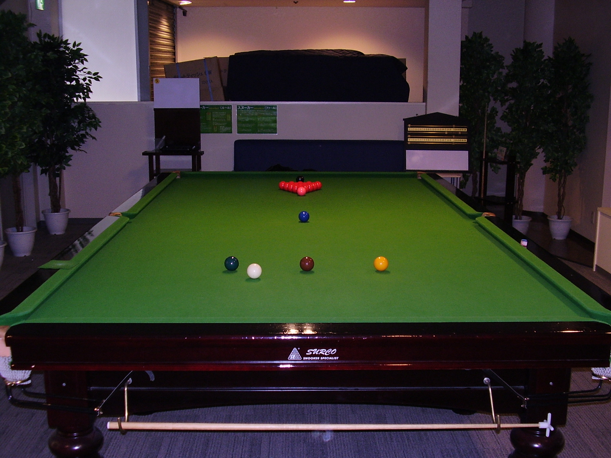 スヌーカー店紹介 大阪府大東市 ｊｊｃｌｕｂ１００住道店 ビリヤード スヌーカーがメイン ダーツブログ Pink Spot