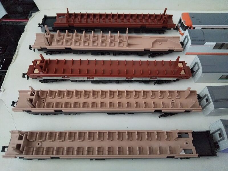 キハ183 客室内部品 キハ183 客室内部品 ちょっとだけ車両いじり ～キハ183系新特急