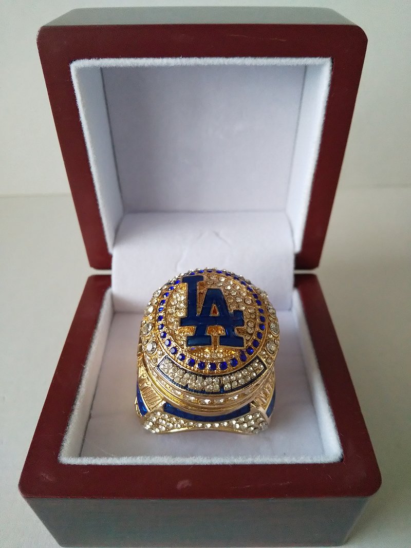 ロサンゼルス・ドジャース　大谷翔平　2024ワールドシリーズチャンピオンリング 球場配布限定！ 大谷翔平ワールドシリーズ レプリカチャンピオン