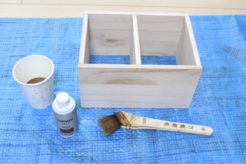 アンティーク調丸型トレー 木板45×12㎝ セリア 簡単DIY