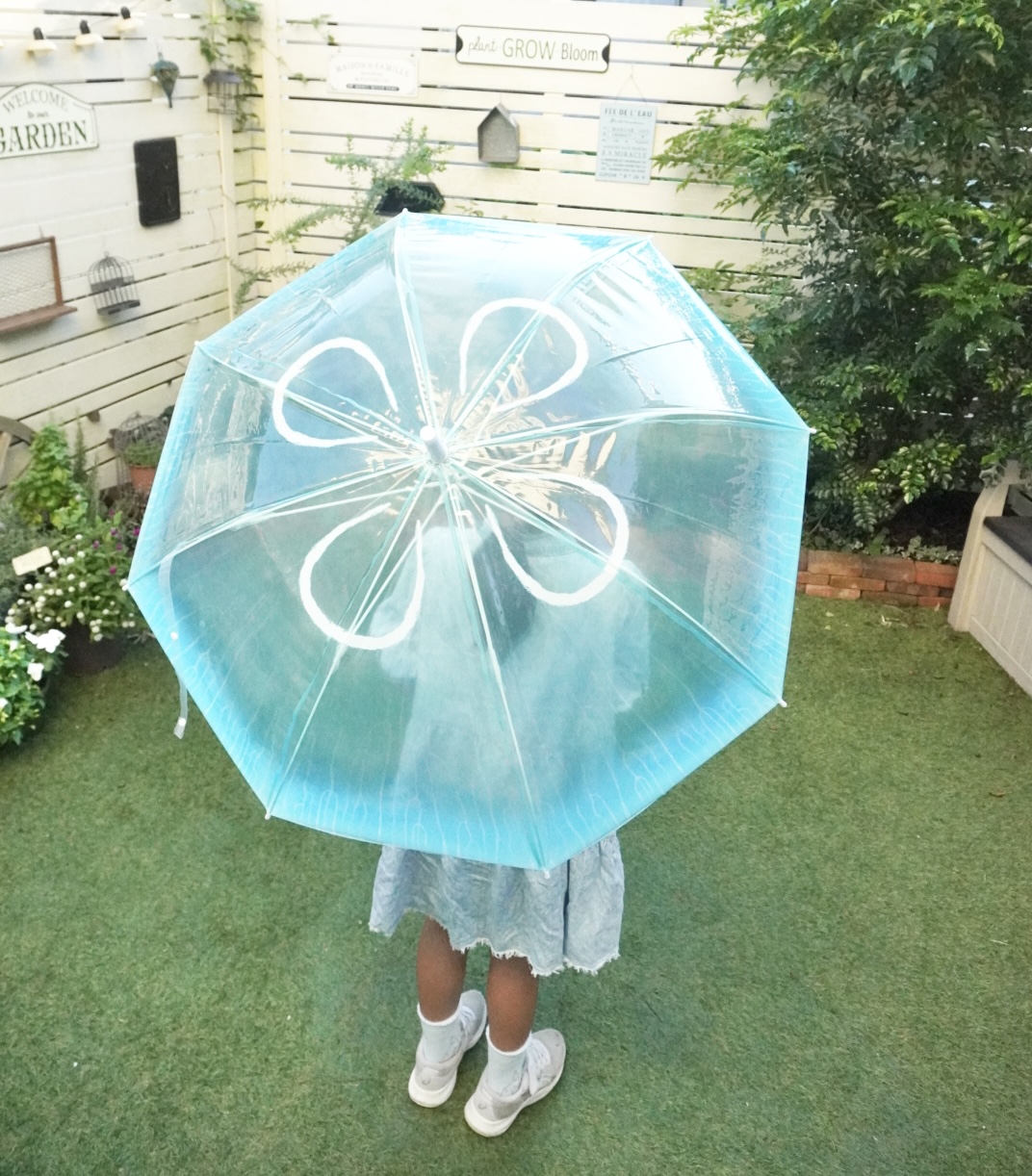 涼しげで可愛い傘に一目惚れ ミズクラゲの傘 Elie S House Diy100均リメイカーエリィの暮らし レシピブログ Powered By ライブドアブログ