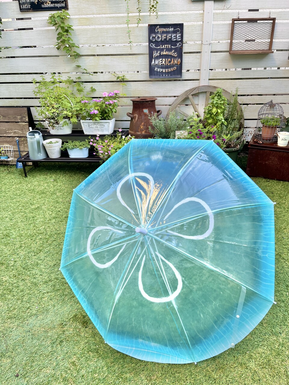 涼しげで可愛い傘に一目惚れ ミズクラゲの傘 Elie S House Diy100均リメイカーエリィの暮らし レシピブログ Powered By ライブドアブログ