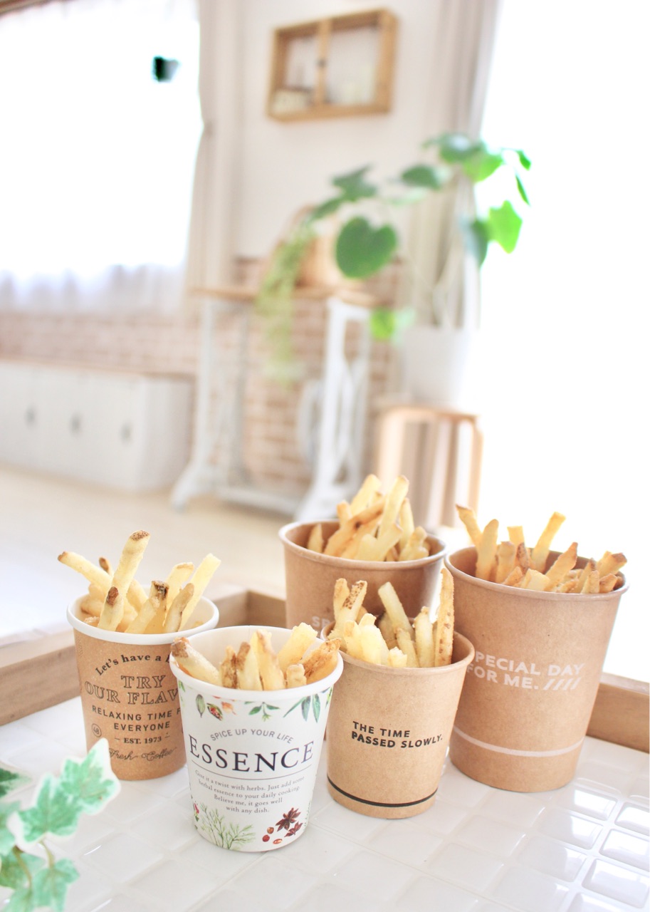 100均紙コップでちょっとしたお惣菜もカフェ風に Elie S House Diy100均リメイカーエリィの暮らし レシピブログ Powered By ライブドアブログ