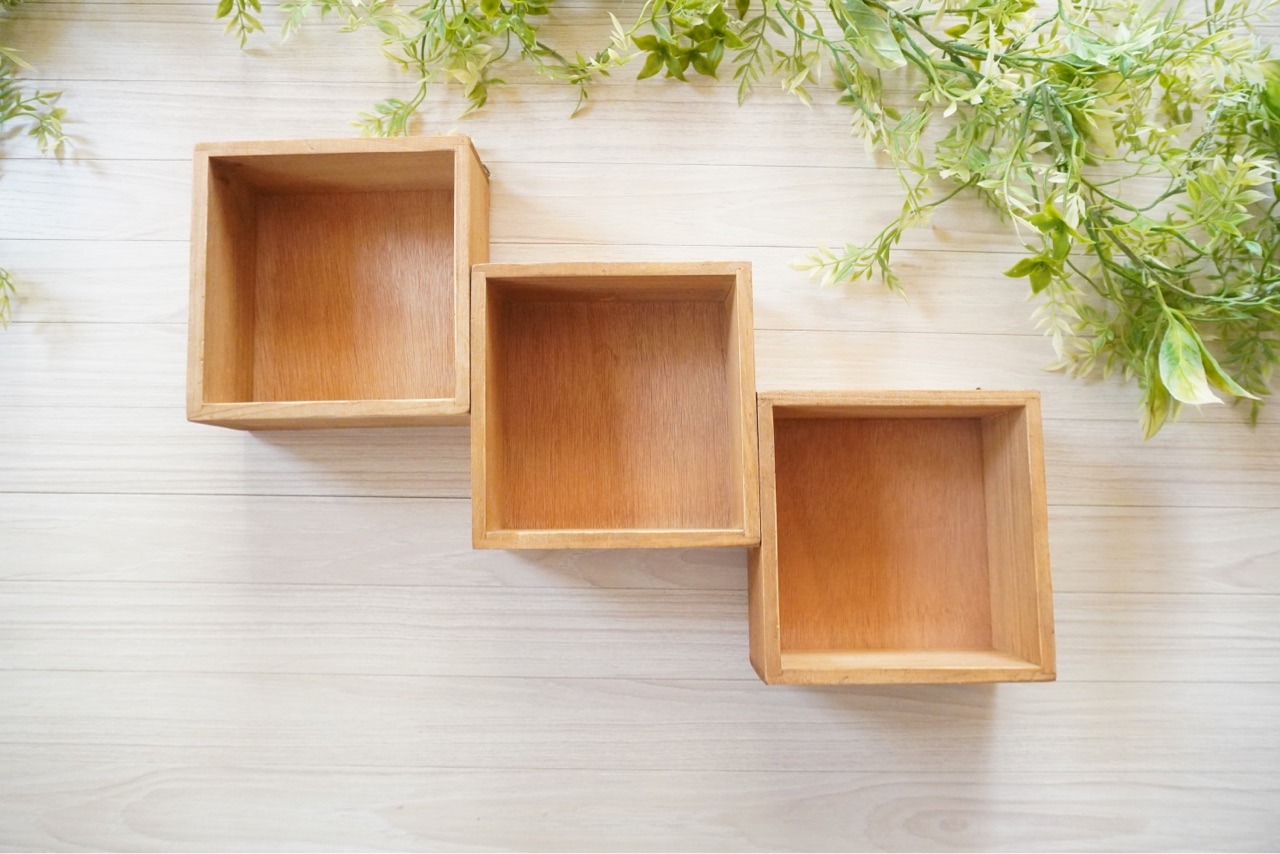 セリア くっつけるだけ おしゃれな飾り棚を簡単diy Elie S House Diy100均リメイカーエリィの暮らし レシピブログ Powered By ライブドアブログ セリア くっつけるだけ おしゃれな飾り棚を簡単diy Elie S House Diy100均リメイカーエリィの暮らし レシピブログ Powered By ライブドアブログ