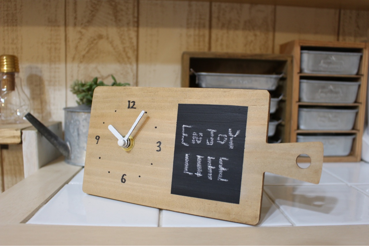 キャンドゥの時計キットでカフェ風時計 Elie S House Diy100均リメイカーエリィの暮らし レシピブログ Powered By ライブドアブログ