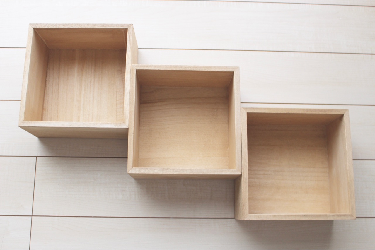 ダイソーの枡で簡単 お値段以上の飾り棚diy Elie S House Diy100均リメイカーエリィの暮らし レシピブログ Powered By ライブドアブログ ダイソーの枡で簡単 お値段以上の飾り棚diy Elie S House Diy100均リメイカーエリィの暮らし レシピブログ Powered By ライブドアブログ