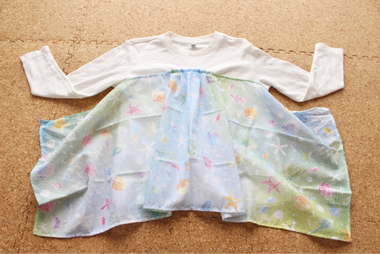 汚れ隠しにも 裁断無し10分で出来る100均手ぬぐいリメイクtシャツ Elie S House Diy100均リメイカーエリィの暮らし レシピブログ Powered By ライブドアブログ