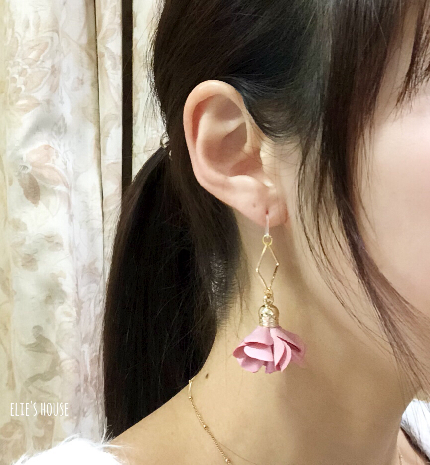 ダイソーだけで 簡単可愛い 親子お揃いアクセサリー Elie S House Diy100均リメイカーエリィの暮らし レシピブログ Powered By ライブドアブログ ダイソーだけで 簡単可愛い 親子お揃いアクセサリー Elie S House Diy100均リメイカーエリィの暮らし レシピブログ Powered By ライブドアブログ